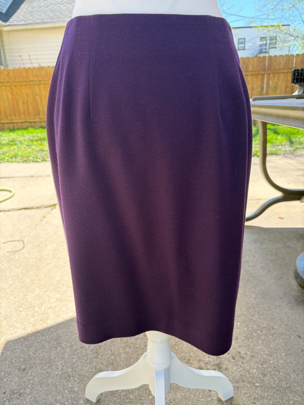 Vintage 90s Deep Purple Wool Pencil Skirt • Office Siren • Size 10P / M